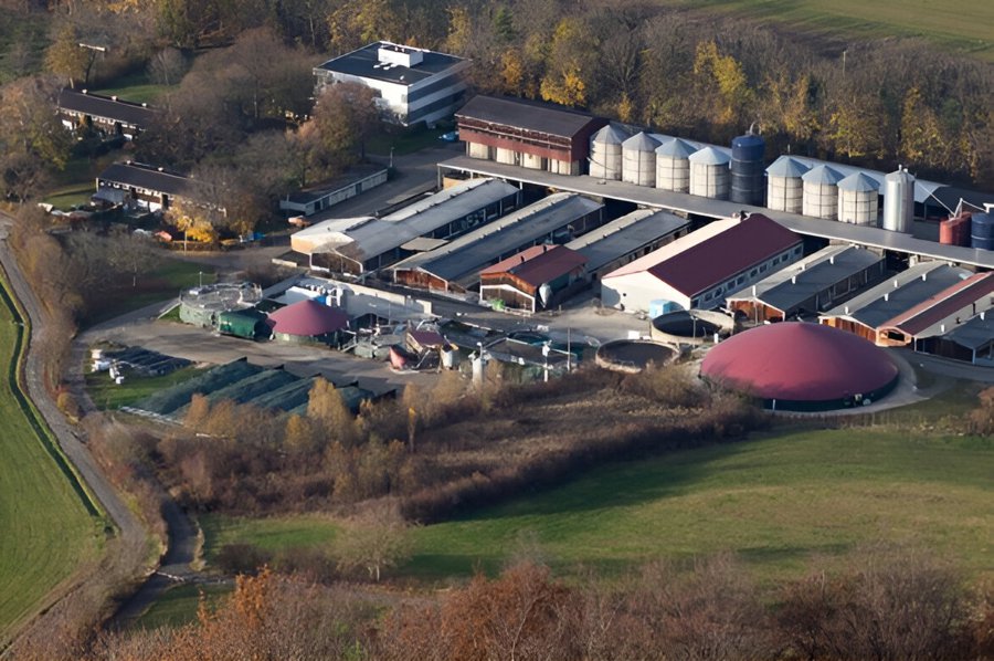 Versuchsstation_unter_Lindenhof